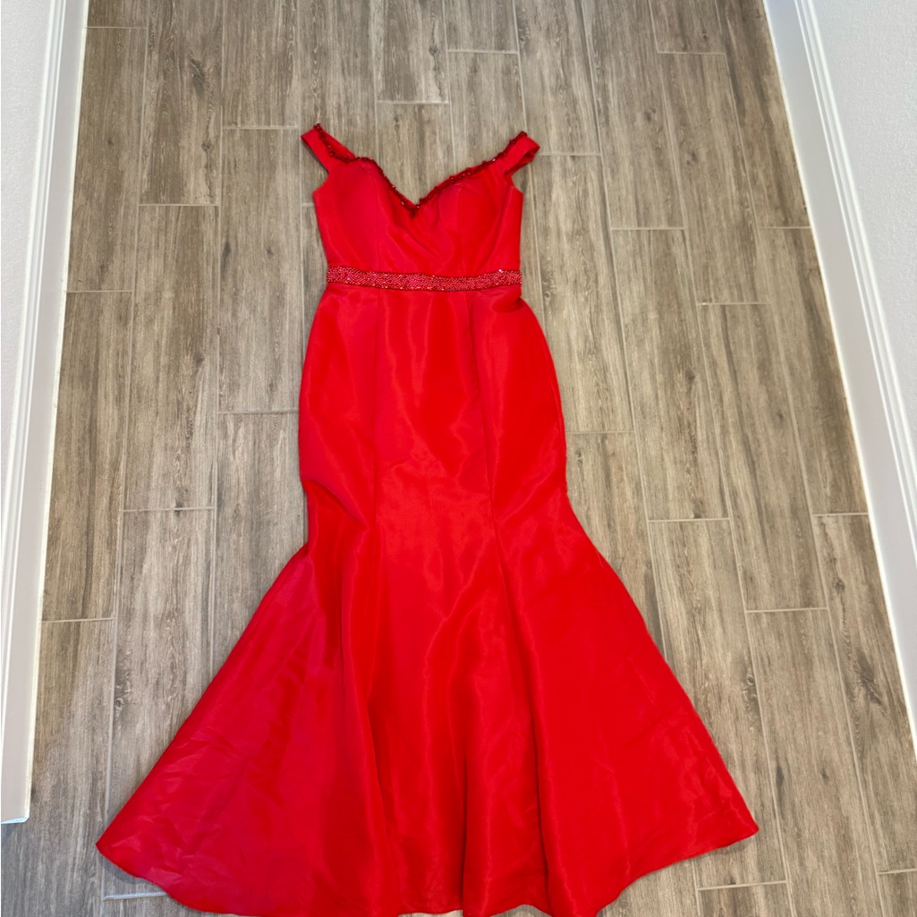 Sherri Hill Prom Dress Custom (Added Off The Shoulder)